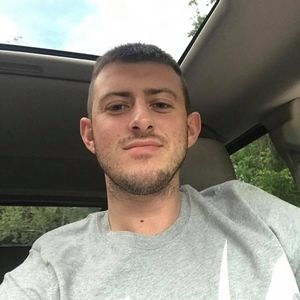 Meet your Posher, Alex